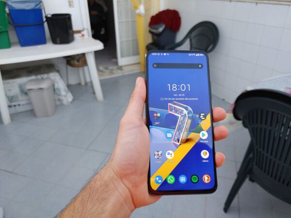 Recensione Asus Zenfone 7 Androidblog (5)-min