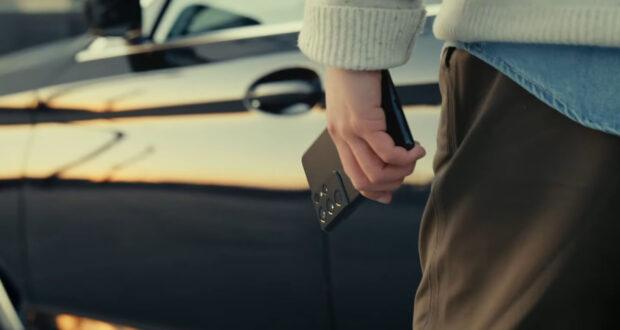 Samsung Galaxy S21 Ultra chiave digitale per le auto