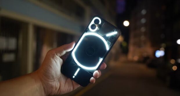 Nothing Phone (1)