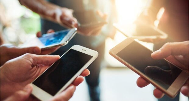 Top 10 lati negativi del possedere uno smartphone