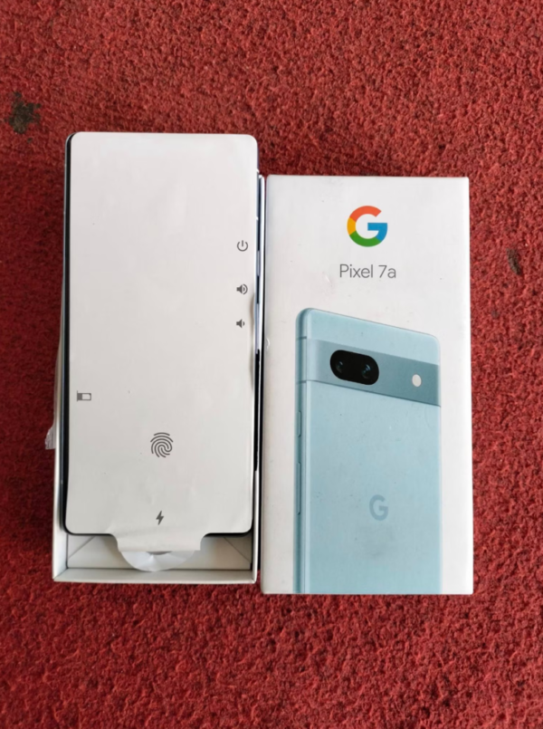 Google Pixel 7a colorazione Sky (2)
